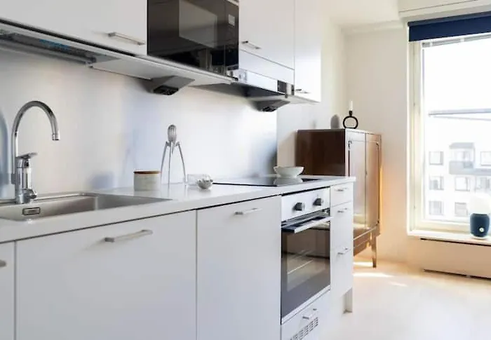 Stylish New 1br In Aurinkolahti * 헬싱키