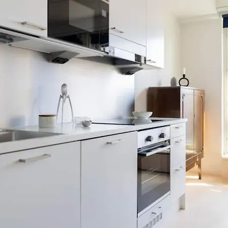 Stylish New 1br In Aurinkolahti * Helsingfors