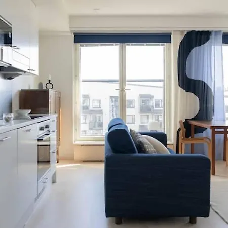 Stylish New 1br In Aurinkolahti *